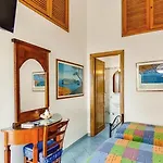 Bed & Breakfast Casa Vacanza Artemis Città di Lipari