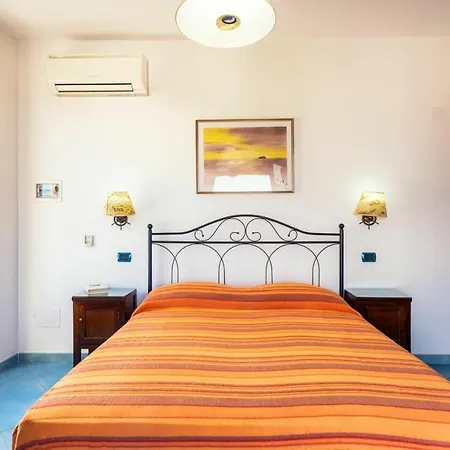 Casa Vacanza Artemis Città di Lipari