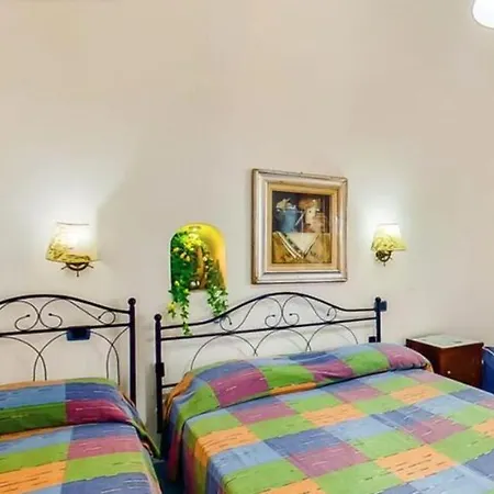 Bed & Breakfast Villa Artemis By Isula 3*