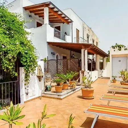 Villa Artemis By Isula Lipari (Isola Lipari)