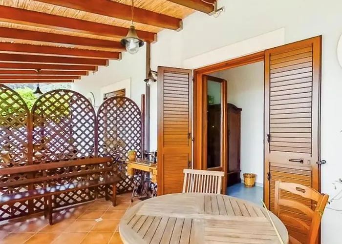 Bed and Breakfast Casa Artemis Λίπαρι