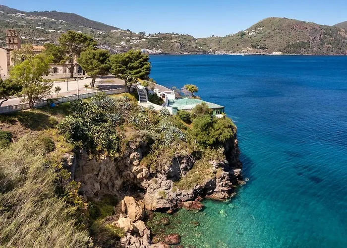 Casa Artemis Bed and Breakfast Λίπαρι