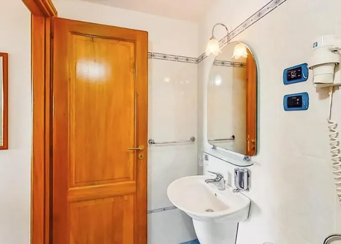 Bed and Breakfast Casa Artemis Λίπαρι